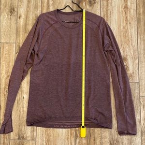 Lululemon men’s long sleeve size L